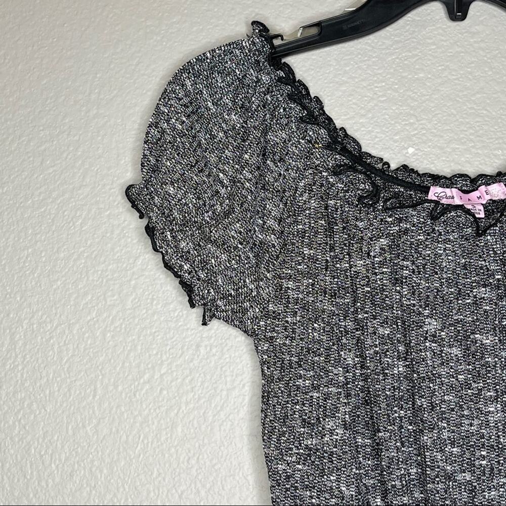 A19), Grave Fame Scoop Neckline Cap Sleeve Tie-knot size Small - Picture 6 of 9